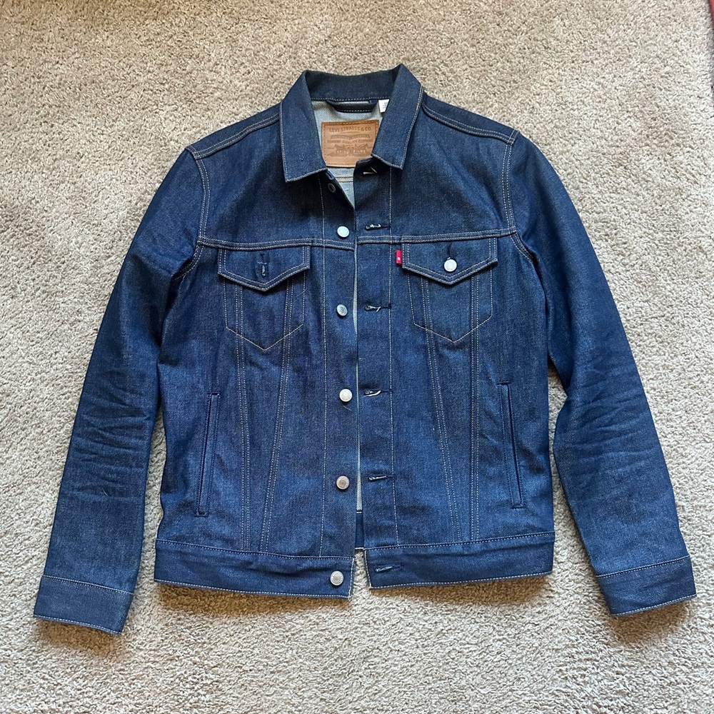 Levi’s Trucker Dark Wash Denim Jacket - Men’s Medium